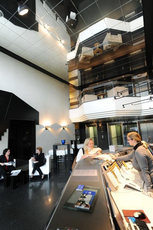 B-Aparthotel Moretus Antwerpen Exterior foto