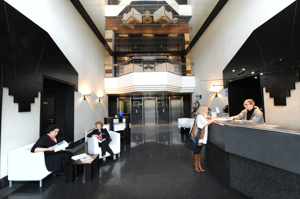 B-Aparthotel Moretus Antwerpen Exterior foto